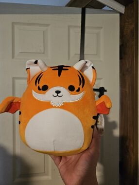 Squishmallows Adopt Me Winged Tiger NEW 2024 Exclusive Virtual Item Code w/Plush